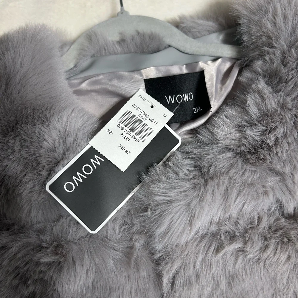W by Worth Light Gray Plush Faux Fur Coat - Picture 2 of 2